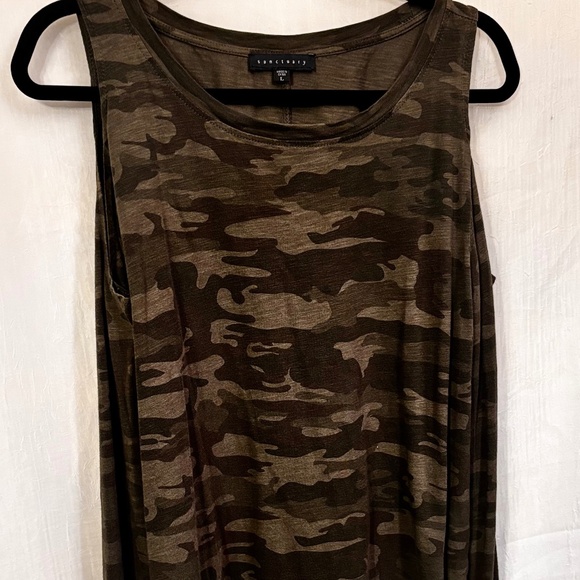 Sanctuary Tops - Sanctuary T-Shirt Cold Shoulder Green Camo Long  Sleeves Size Large
